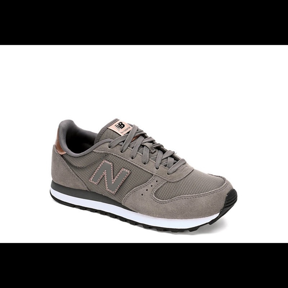New balance 311 rose gold